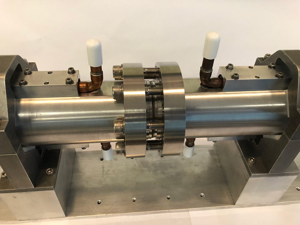 Electron cyclotron transmission lines prototype.