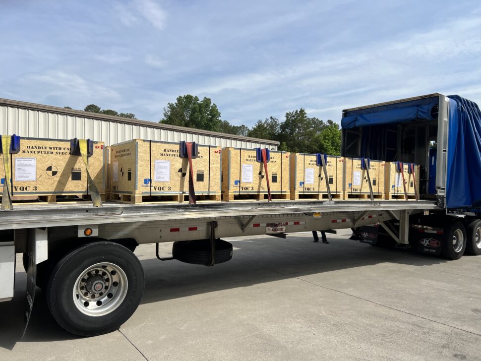 A truckload of ECH miter bends, expansion units, and pumpout components leaves ARMEC Corp. in Oak Ridge, Tennessee. Credit: US ITER/AREMC Corp.